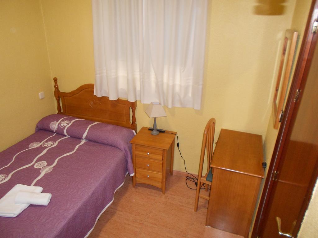 Hostal Internacional Madrid Extérieur photo