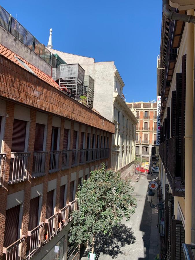 Hostal Internacional Madrid Extérieur photo